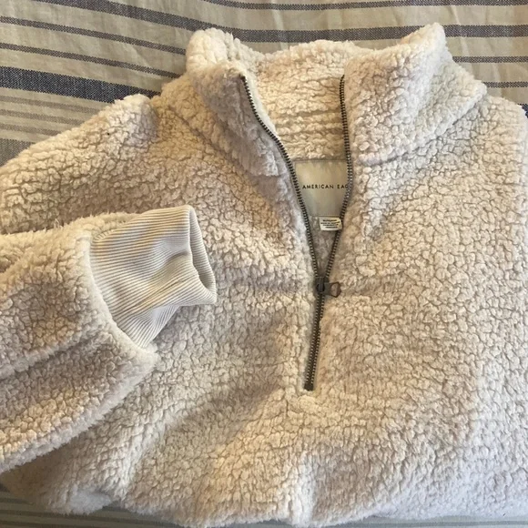 American Eagle 🦅 sherpa - Picture 1 of 5